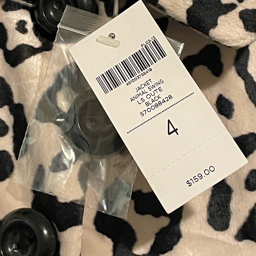 New with tags! Chico's animal leopard print Button-Up Jacket XXL/2XL/20/Chico 4 - Picture 2 of 5